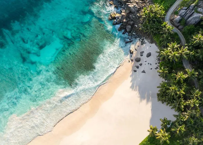 Cheval Blanc Seychelles 5*